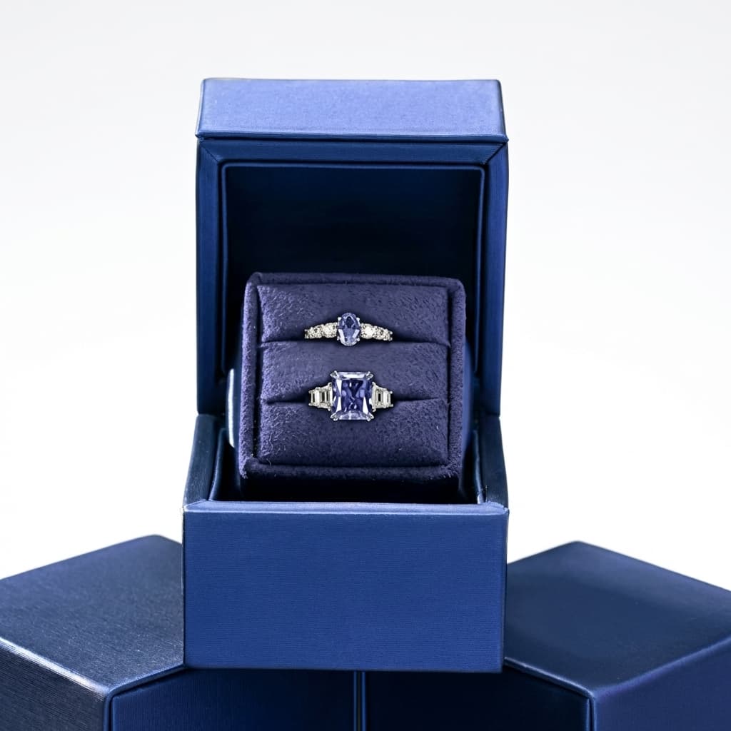 Boîte à Bague Cuir Bleu Luxe Carrée