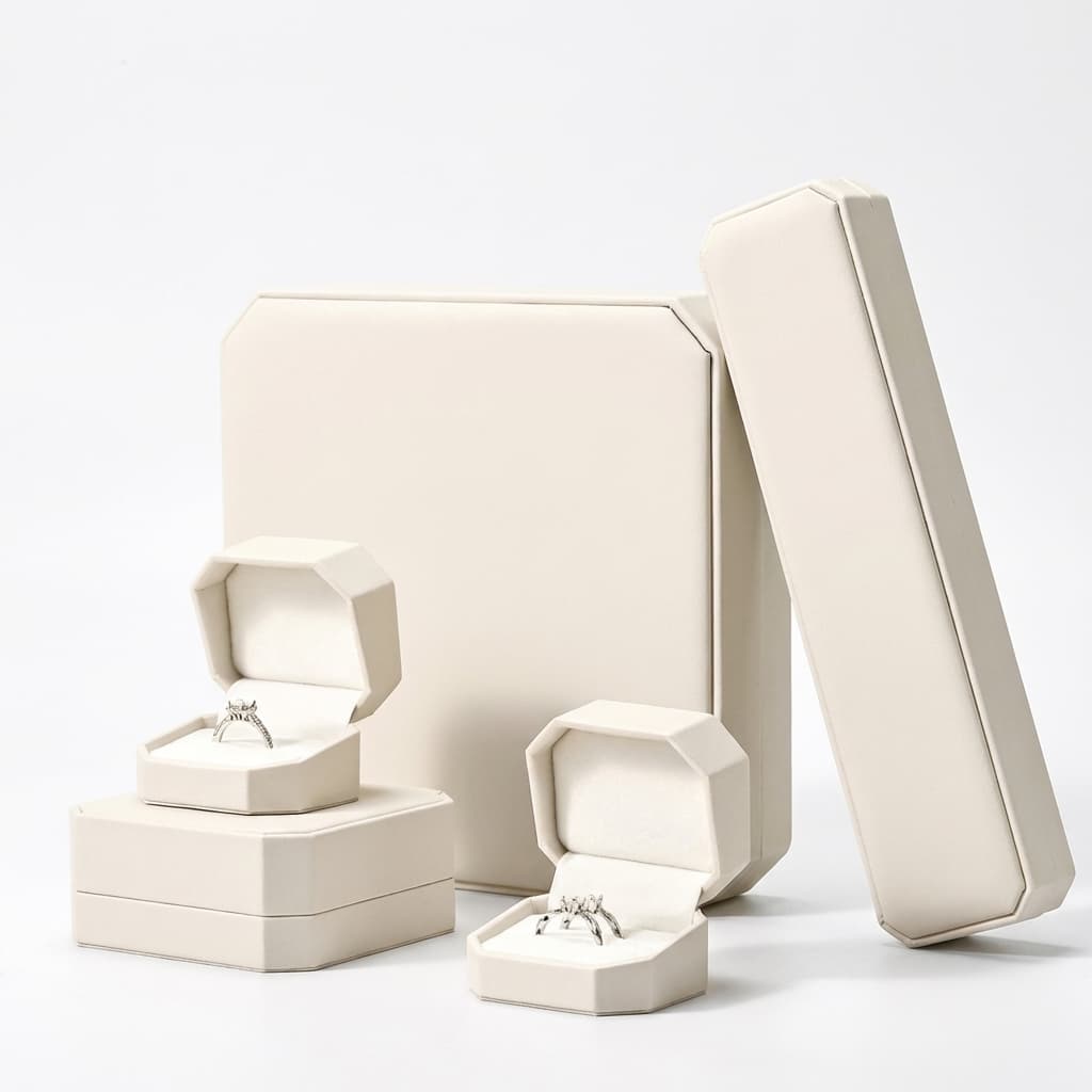 Boîte à Bijoux Cadeau en Cuir Beige