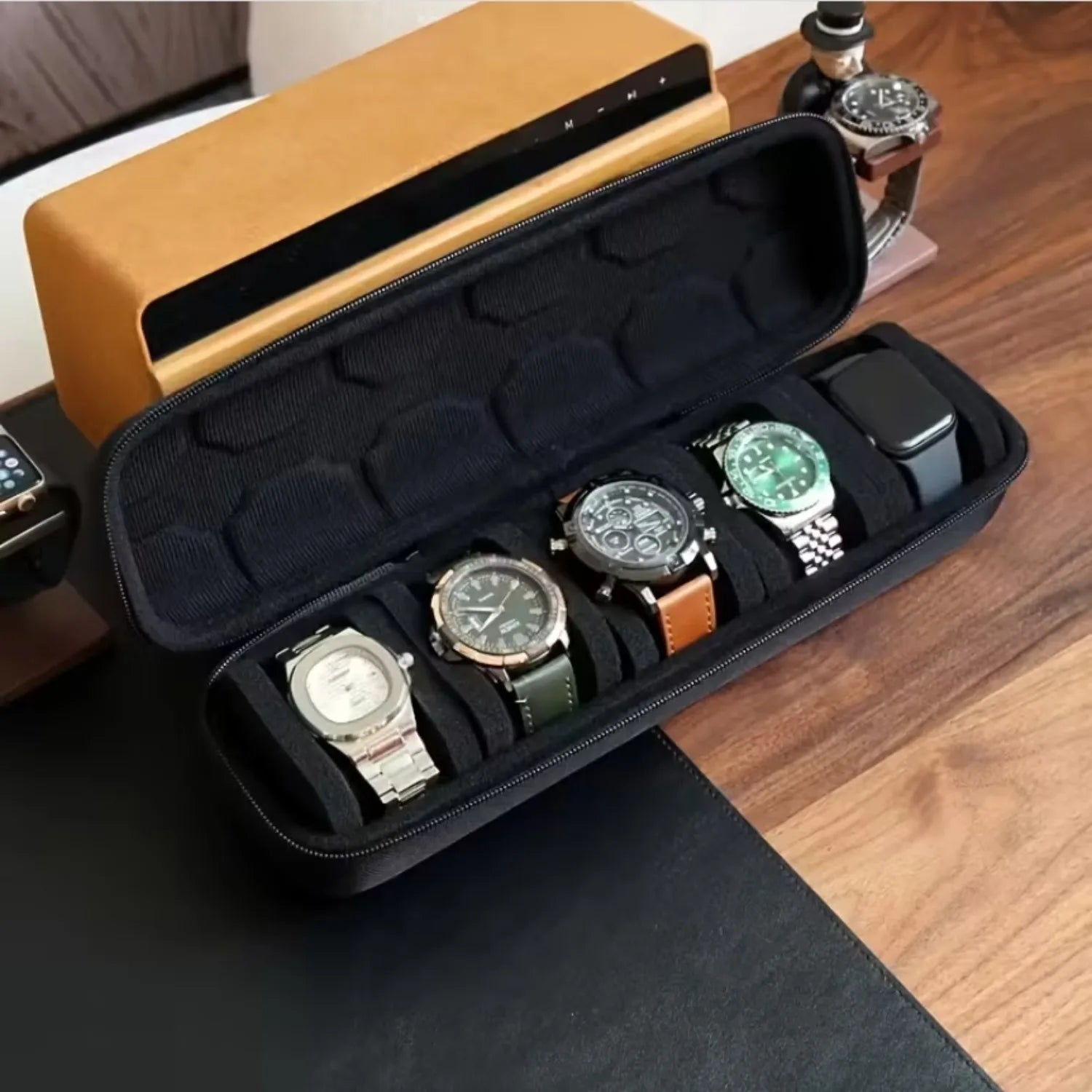 Étui Rigide Pour 5 Montres – Coque De Voyage Sécurisée