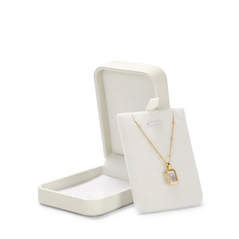 Boîte à Bijoux Élégante en Cuir Beige – Femme