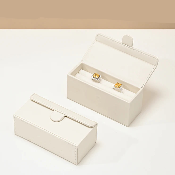 Boîte à Bagues Couple en Cuir et Velours